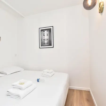 Apartament Cmg Bonne Nouvelle / Fbg Poissonniere Paryż